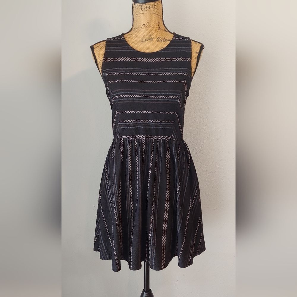 Elodie Sleeveless Dress w Stripes Sz L